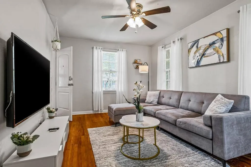 East Hill Oasis Near Beaches & Downtown Pensacola