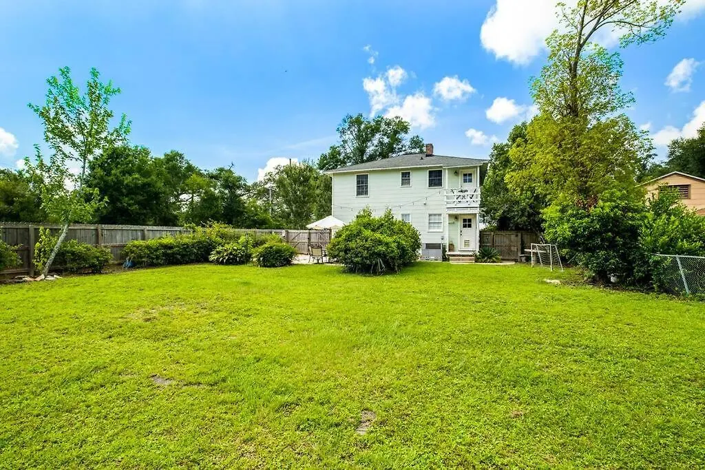 Apartment East Hill Oasis Near Beaches & Downtown Pensacola